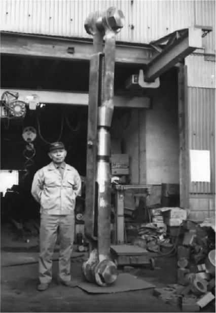 創業者の岡﨑栄